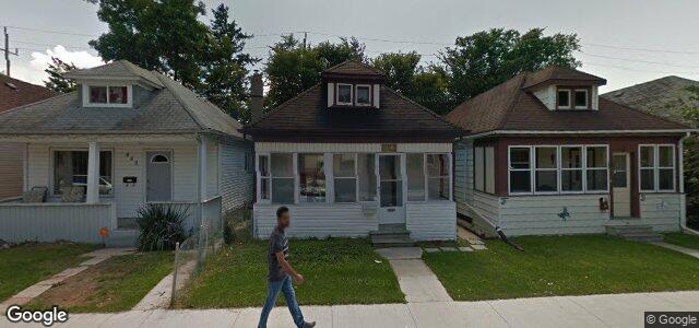 Larawan ng 440 Harbison Avenue W sa Winnipeg, Manitoba