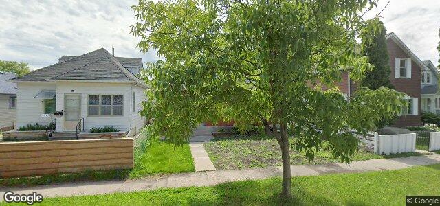Larawan ng 440 Larsen Avenue sa Winnipeg, Manitoba