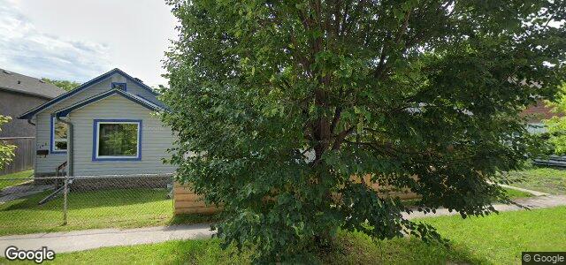 Larawan ng 444 Larsen Avenue sa Winnipeg, Manitoba