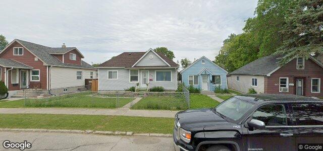 Larawan ng 445 Tweed Avenue sa Winnipeg, Manitoba