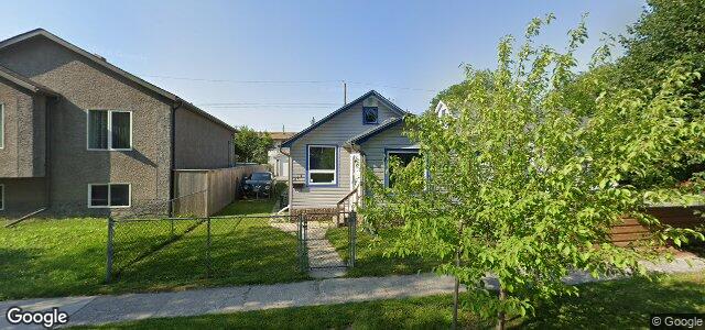 Larawan ng 446 Larsen Avenue sa Winnipeg, Manitoba