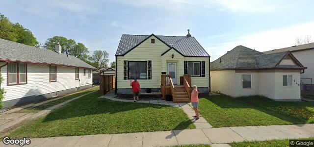 Larawan ng 450 Bowman Avenue sa Winnipeg, Manitoba