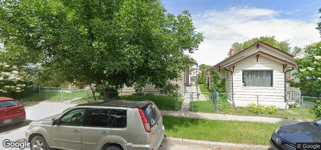 Photo of 455 Larsen Avenue in Winnipeg, Manitoba