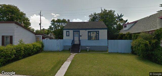 Photo of 456 Harbison Avenue W in Winnipeg, Manitoba