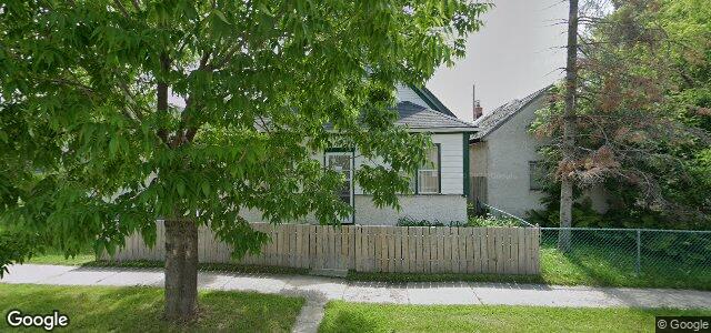 Larawan ng 476 Larsen Avenue sa Winnipeg, Manitoba