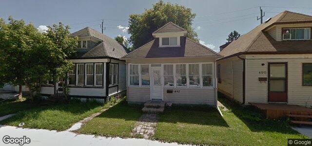 Larawan ng 492 Harbison Avenue W sa Winnipeg, Manitoba