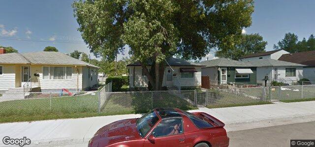 Larawan ng 499 Harbison Avenue W sa Winnipeg, Manitoba