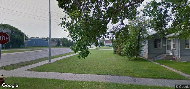 Larawan ng 500 Winterton Avenue sa Winnipeg, Manitoba