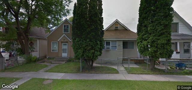 Larawan ng 520 Larsen Avenue sa Winnipeg, Manitoba