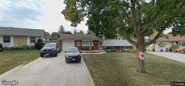 Larawan ng 27 Stormont Drive sa Winnipeg, Manitoba