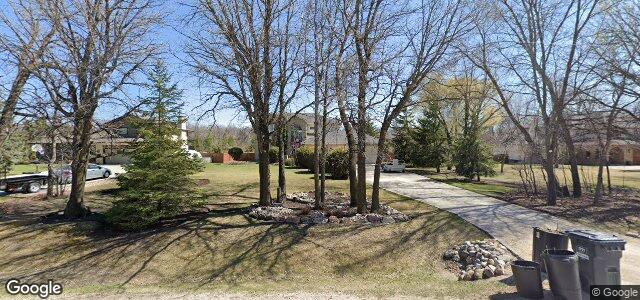 Larawan ng 588 Cloutier Drive sa Winnipeg, Manitoba