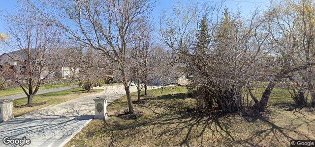 Larawan ng 700 Cloutier Drive sa Winnipeg, Manitoba