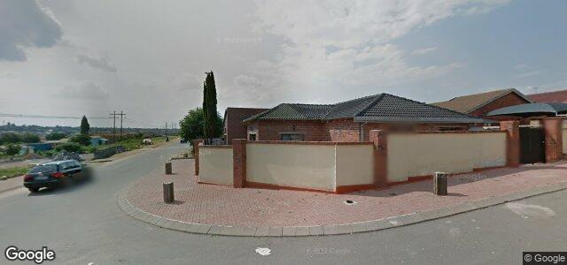 Larawan ng 1 Pheasant Street sa Winnipeg, Manitoba