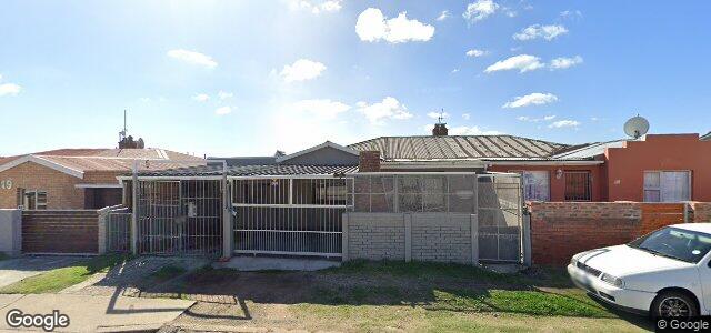 Larawan ng 117 Buxton Road sa Winnipeg, Manitoba