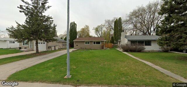 Larawan ng 13 Sandra Bay sa Winnipeg, Manitoba