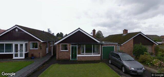 Larawan ng 144 Buxton Road sa Winnipeg, Manitoba