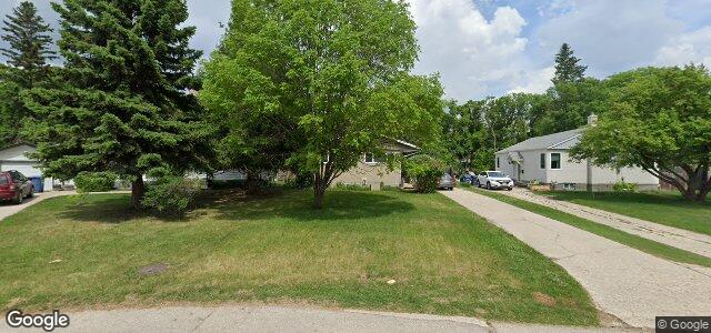 Larawan ng 18 Bathgate Bay sa Winnipeg, Manitoba