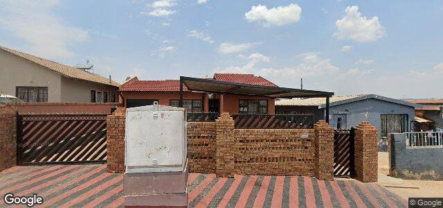 Larawan ng 18 Pheasant Street sa Winnipeg, Manitoba