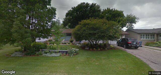 Larawan ng 21 Fletcher Crescent sa Winnipeg, Manitoba