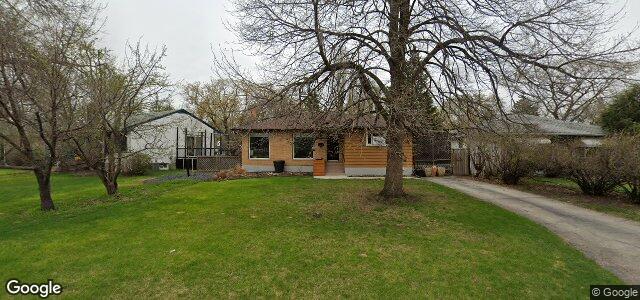Larawan ng 216 Buxton Road sa Winnipeg, Manitoba