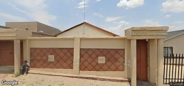 Larawan ng 22 Pheasant Street sa Winnipeg, Manitoba