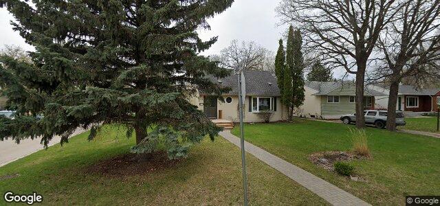 Larawan ng 239 Buxton Road sa Winnipeg, Manitoba