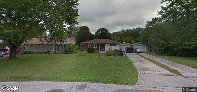 Larawan ng 30 Fletcher Crescent sa Winnipeg, Manitoba