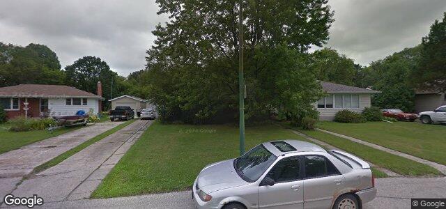 34 Fletcher Crescent（加拿大曼尼托巴省温尼伯市）房屋照片