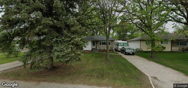 Larawan ng 56 Riley Crescent sa Winnipeg, Manitoba
