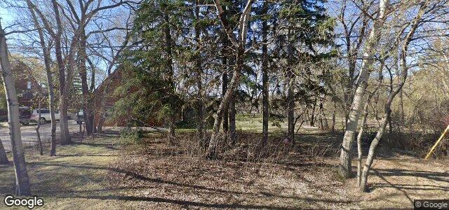 Larawan ng 766 Crescent Drive sa Winnipeg, Manitoba