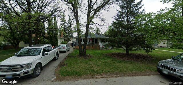 Larawan ng 77 Riley Crescent sa Winnipeg, Manitoba