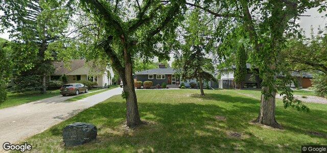 Larawan ng 811 South Drive sa Winnipeg, Manitoba