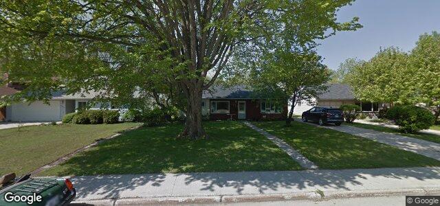 Larawan ng 825 Lyon Street sa Winnipeg, Manitoba