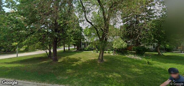 Larawan ng 833 South Drive sa Winnipeg, Manitoba