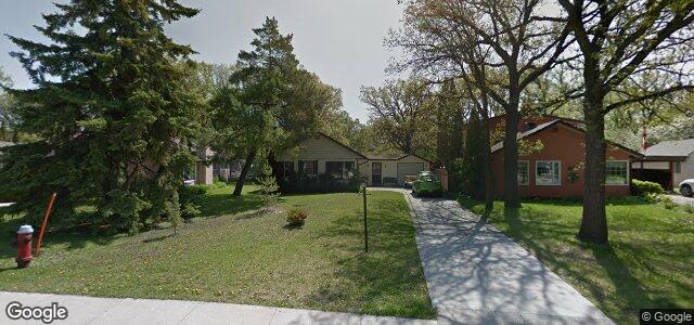 Larawan ng 856 Lyon Street sa Winnipeg, Manitoba