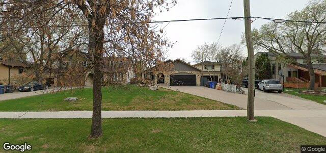 Larawan ng 886 Crescent Drive sa Winnipeg, Manitoba