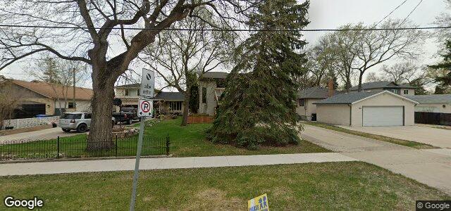 Larawan ng 894 Crescent Drive sa Winnipeg, Manitoba