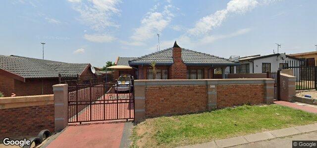 Larawan ng 9 Pheasant Street sa Winnipeg, Manitoba