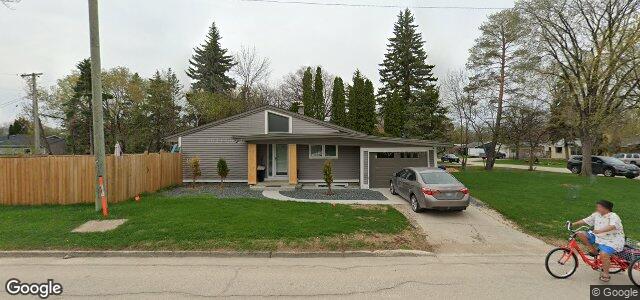 Photo of 90 Sandra Bay in Winnipeg, Manitoba