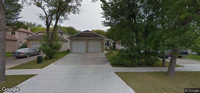 Larawan ng 911 Nesbitt Bay sa Winnipeg, Manitoba