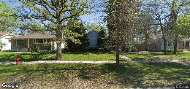 Larawan ng 914 Oakenwald Avenue sa Winnipeg, Manitoba