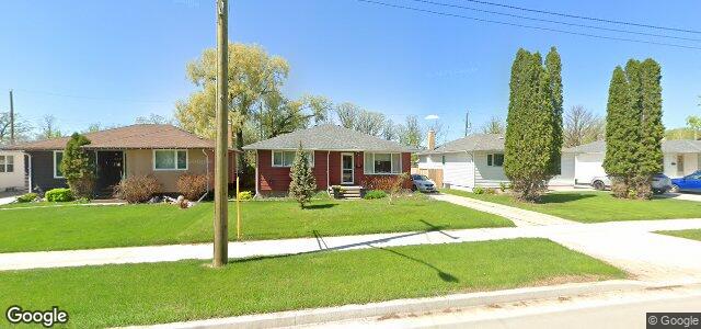 Larawan ng 917 Dowker Avenue sa Winnipeg, Manitoba