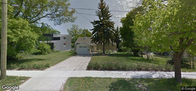 Larawan ng 926 Crescent Drive sa Winnipeg, Manitoba
