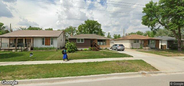 Photo of 931 Dowker Avenue in Winnipeg, Manitoba