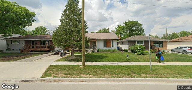 Larawan ng 935 Dowker Avenue sa Winnipeg, Manitoba