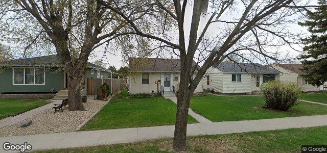 Larawan ng 960 Crescent Drive sa Winnipeg, Manitoba