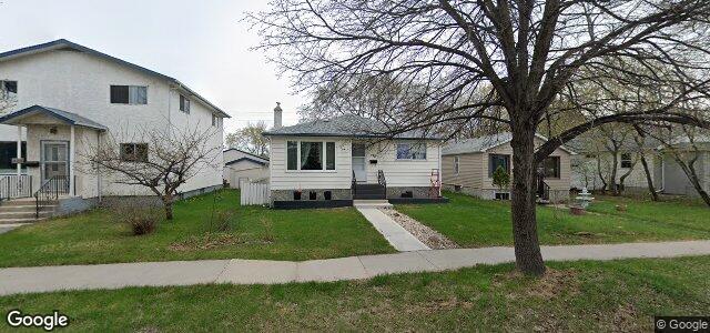 Larawan ng 978 Crescent Drive sa Winnipeg, Manitoba