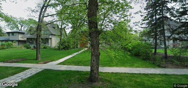 Larawan ng 104 Harvard Avenue sa Winnipeg, Manitoba