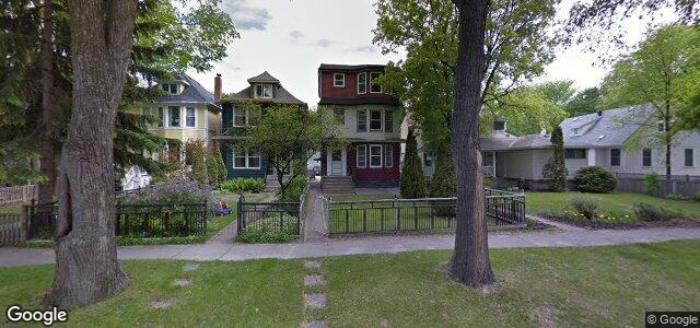 Larawan ng 1042 Dorchester Avenue sa Winnipeg, Manitoba