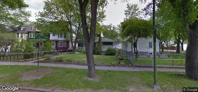 Larawan ng 1046 Dorchester Avenue sa Winnipeg, Manitoba
